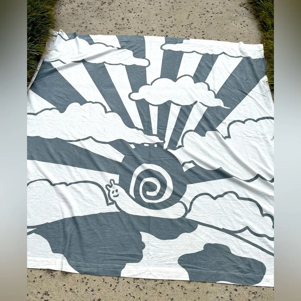 New🌟Urban Outfitters Snail 🐌 Shower Curtain